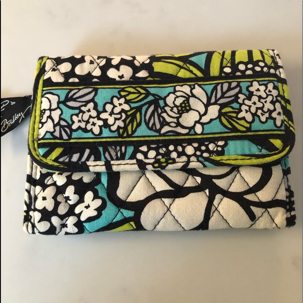 Vera Bradley Trifold Wallet Island Bloom